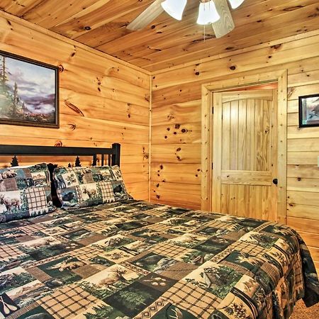 Expansive Gatlinburg Cabin Hot Tub, Deck And Grill! Eksteriør billede