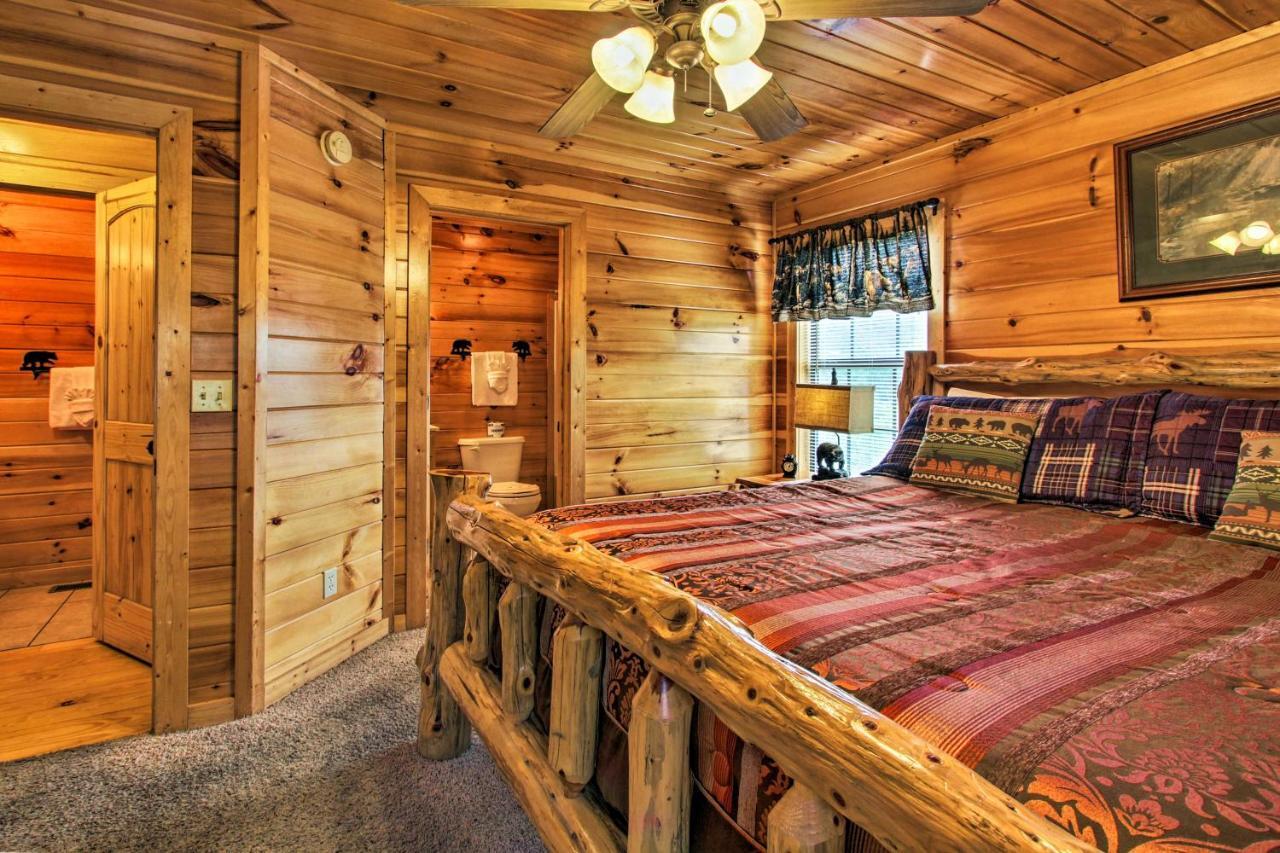 Expansive Gatlinburg Cabin Hot Tub, Deck And Grill! Eksteriør billede